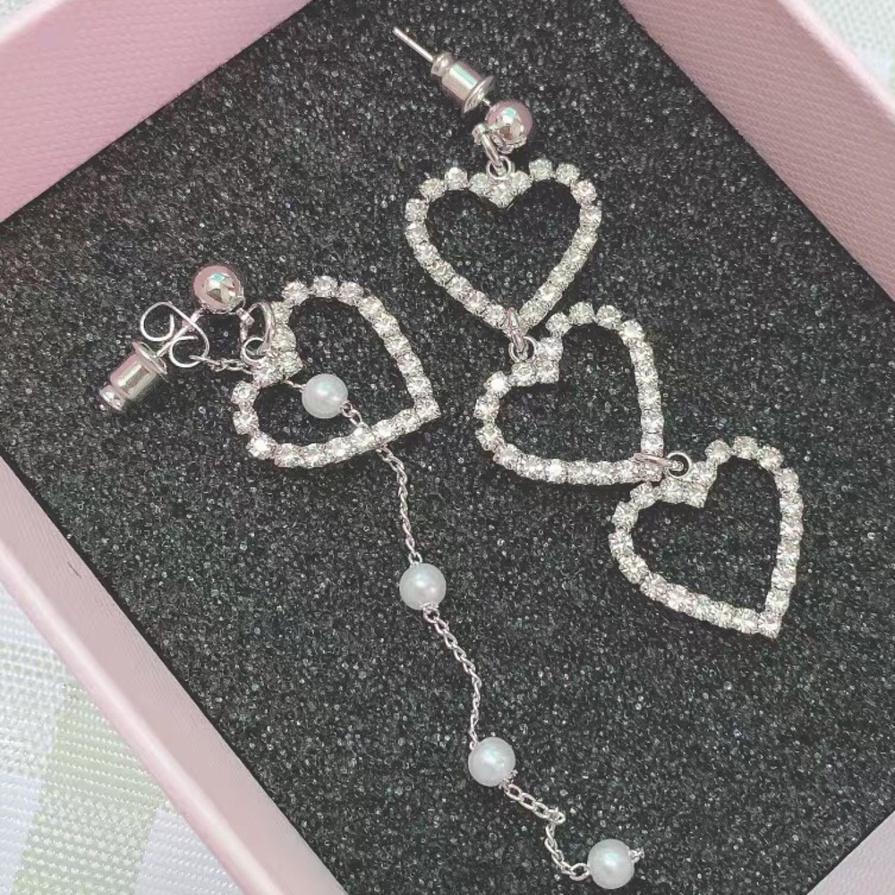 Hearts Earrings - Picture 7 of 7
